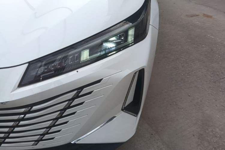Used CHANGAN Eado 2024 1.5T GDI Automatic Flagship Edition Left Front Headlight