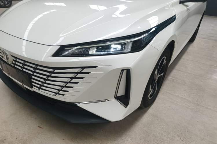 Used CHANGAN Eado 2024 1.5T GDI Automatic Enjoyment Edition Left Front Headlight