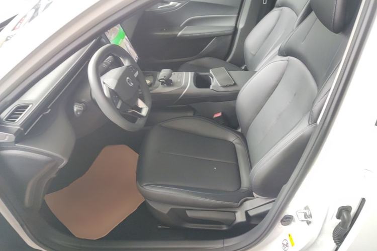 Used CHANGAN Eado 2024 1.5T GDI Automatic Prestige Edition Left Front Seat