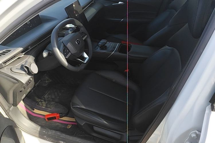 Used CHANGAN Eado 2024 1.5T GDI Automatic Prestige Edition Left Front Seat