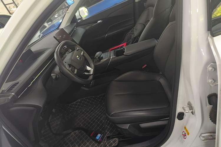 Used CHANGAN Eado 2024 1.5T GDI Automatic Prestige Edition Left Front Seat