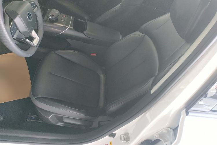 Used CHANGAN Eado 2024 1.5T GDI Automatic Prestige Edition Left Front Seat
