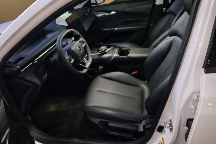 Used CHANGAN Eado 2024 1.5T GDI Automatic Prestige Edition Left Front Seat