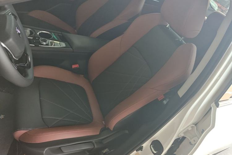 Used CHANGAN Eado 2024 PLUS Blue Whale NE 1.4T GDI DCT High-Energy Edition Left Front Seat