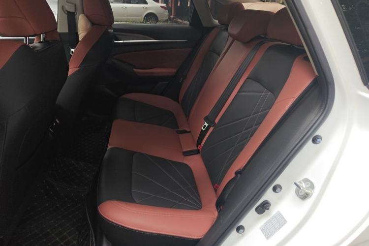 Used CHANGAN Eado 2024 PLUS Blue Whale NE 1.4T GDI DCT High-Energy Edition Left Rear Seat
