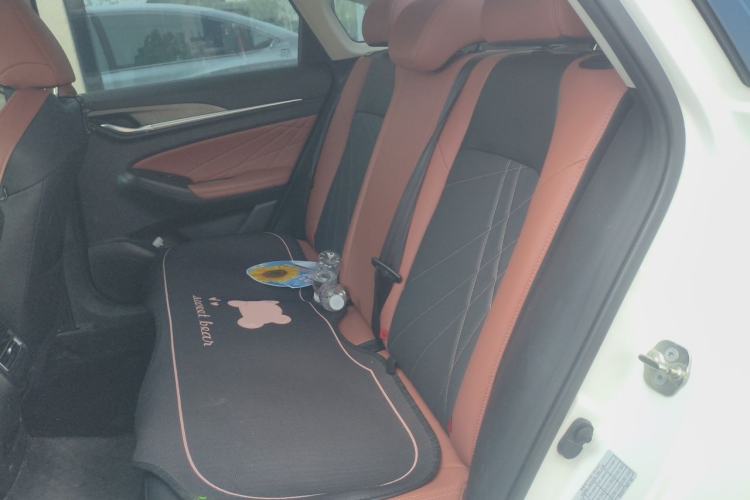 Used CHANGAN Eado 2024 PLUS Blue Whale NE 1.4T GDI DCT High-Energy Edition Left Rear Seat