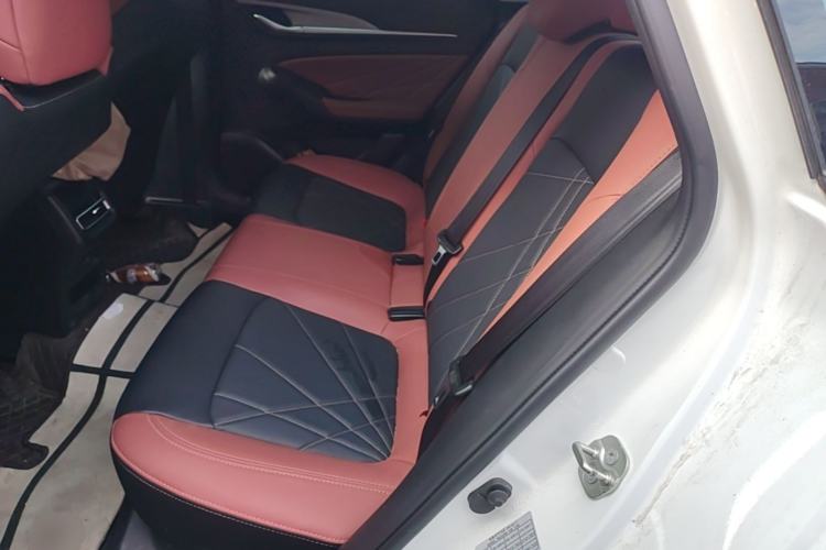 Used CHANGAN Eado 2024 PLUS Blue Whale NE 1.4T GDI DCT High-Energy Edition Left Rear Seat