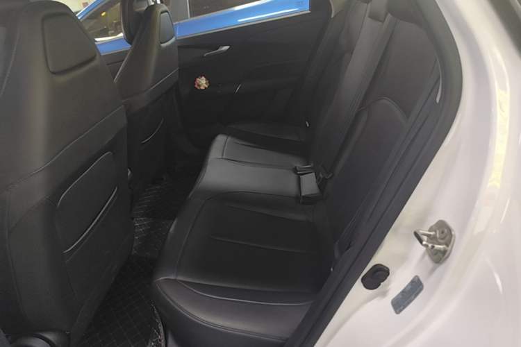Used CHANGAN Eado 2024 1.5T GDI Automatic Prestige Edition Left Rear Seat