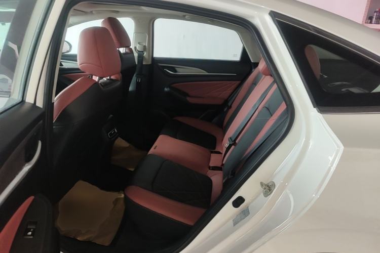 Used CHANGAN Eado 2024 PLUS Blue Whale NE 1.4T GDI DCT High-Energy Edition Left Rear Seat