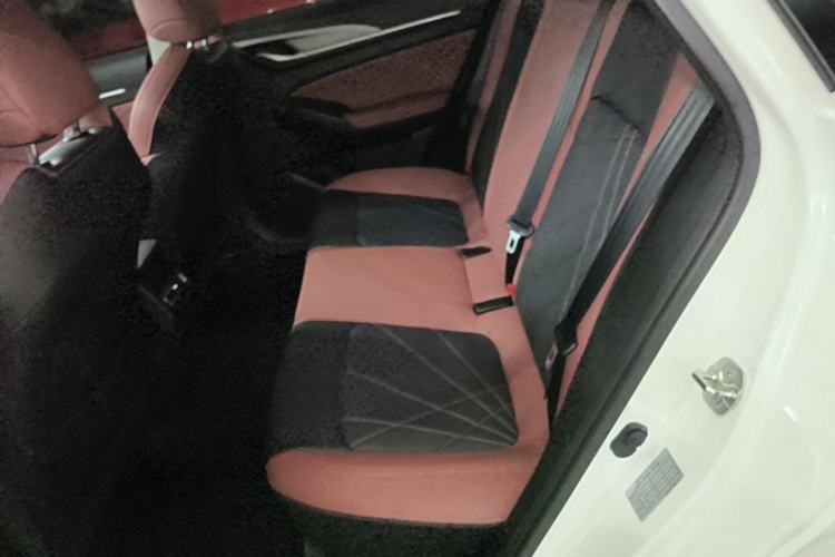 Used CHANGAN Eado 2024 PLUS Blue Whale NE 1.4T GDI DCT High-Energy Edition Left Rear Seat