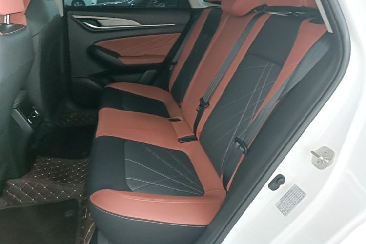 Used CHANGAN Eado 2024 PLUS Blue Whale NE 1.4T GDI DCT High-Energy Edition Left Rear Seat