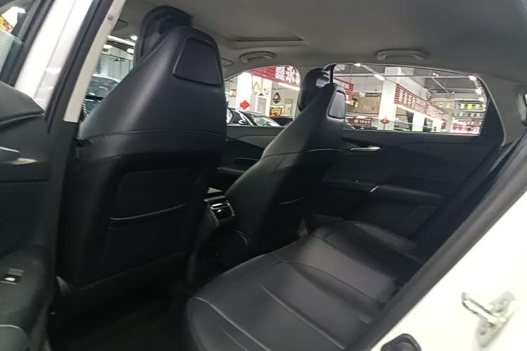 Used CHANGAN Eado 2024 1.5T GDI Automatic Prestige Edition Left Rear Seat