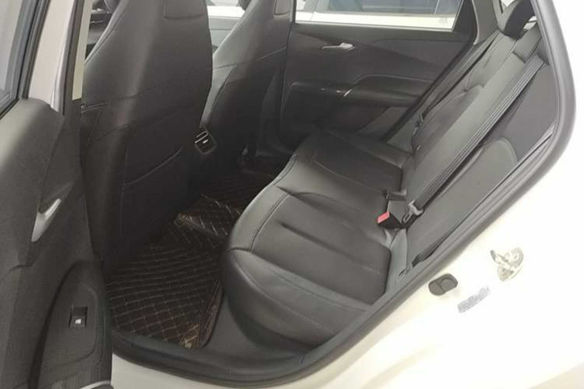 Used CHANGAN Eado 2024 1.5T GDI Automatic Prestige Edition Left Rear Seat
