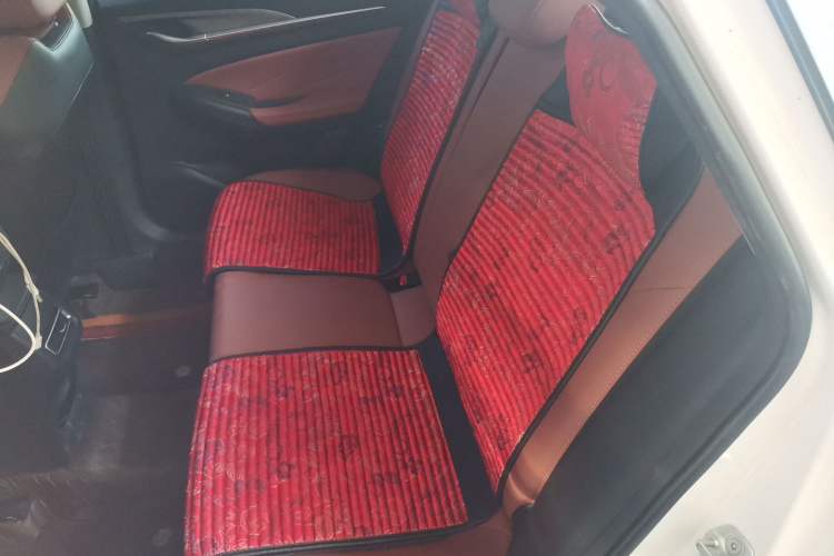 Used CHANGAN Eado 2024 PLUS Blue Whale NE 1.4T GDI DCT High-Energy Edition Left Rear Seat
