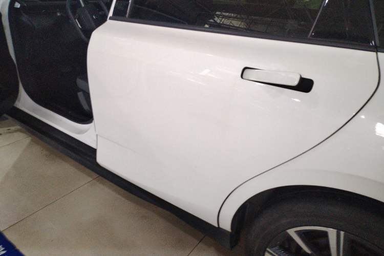 Used CHANGAN Eado 2024 1.5T GDI Automatic Prestige Edition Left Side Sill