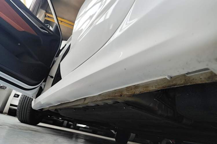 Used CHANGAN Eado 2024 PLUS Blue Whale NE 1.4T GDI DCT High-Energy Edition Left Side Sill