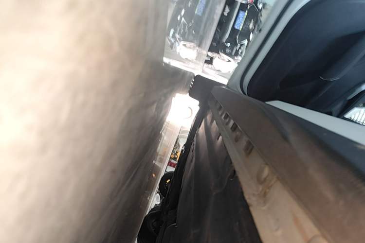 Used CHANGAN Eado 2024 1.5T GDI Automatic Prestige Edition Left Side Sill