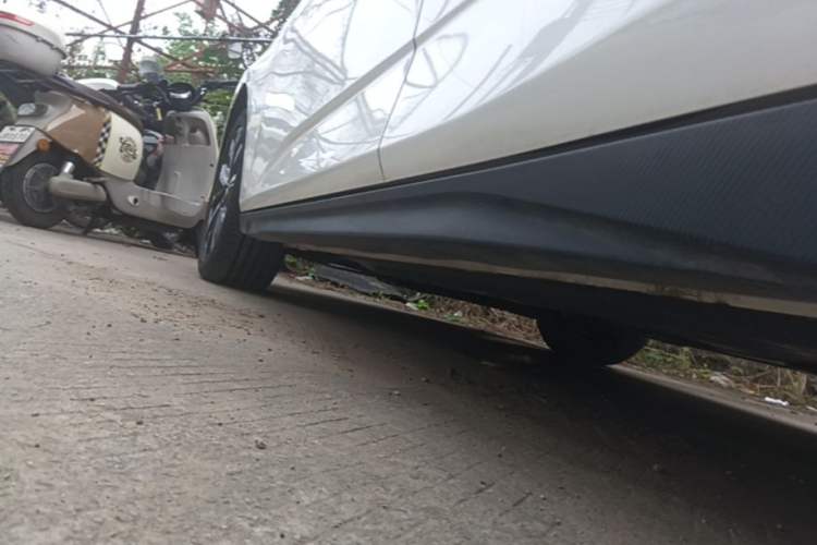 Used CHANGAN Eado 2024 1.5T GDI Automatic Flagship Edition Left Side Sill