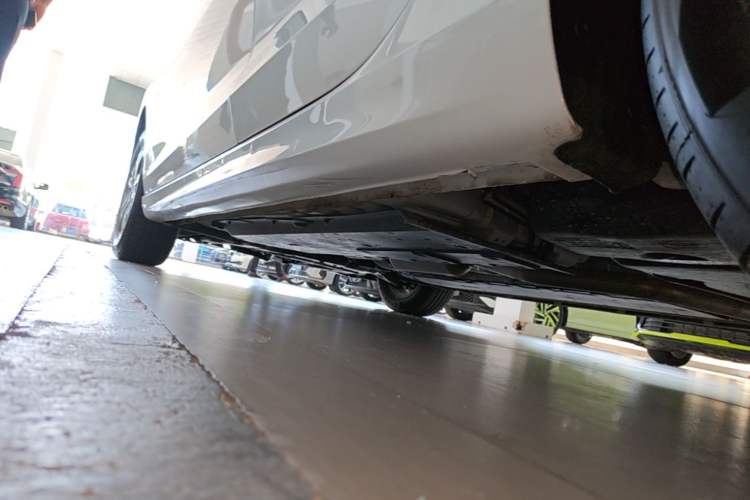 Used CHANGAN Eado 2024 PLUS Blue Whale NE 1.4T GDI DCT High-Energy Edition Left Side Sill