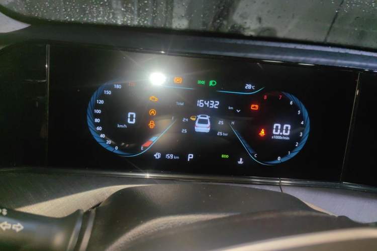 Used CHANGAN Eado 2024 PLUS Blue Whale NE 1.4T GDI DCT High-Energy Edition Odometer Close Up