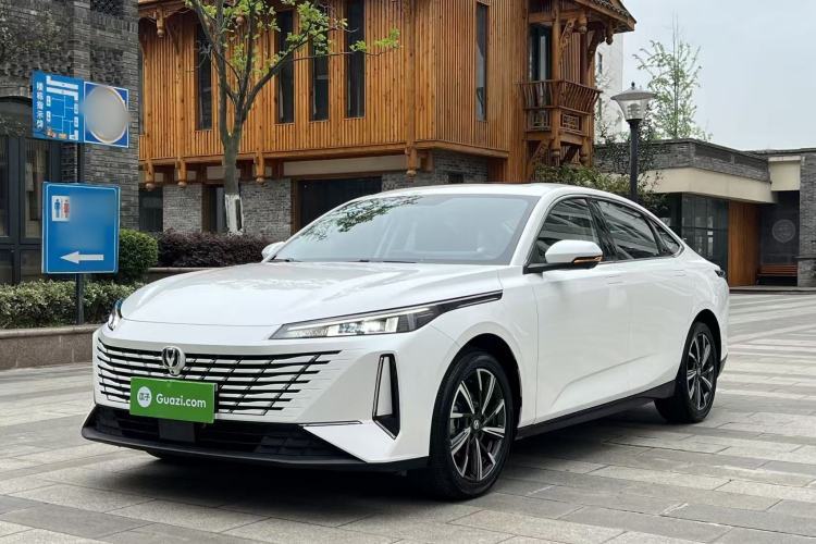 Ojetý CHANGAN Eado 2024 1.5T GDI Automatic Flagship Edition Guazi used car, China used car export, Used car for sale, Used cars, Cheapest cars for sale