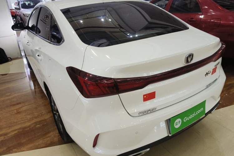 Used CHANGAN Eado 2024 PLUS Blue Whale NE 1.4T GDI DCT High-Energy Edition Rear Left 45 Deg
