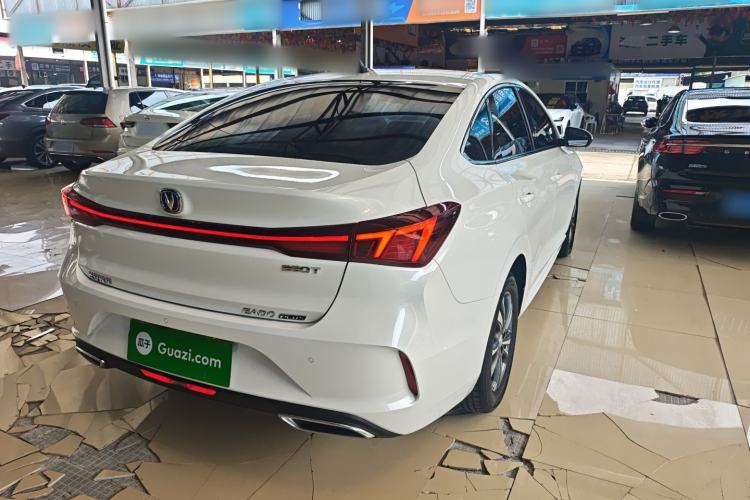 Used CHANGAN Eado 2024 PLUS Blue Whale NE 1.4T GDI DCT High-Energy Edition Rear Right 45 Deg