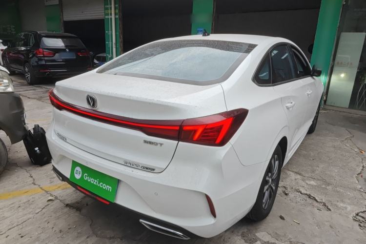 Used CHANGAN Eado 2024 PLUS Blue Whale NE 1.4T GDI DCT High-Energy Edition Rear Right 45 Deg
