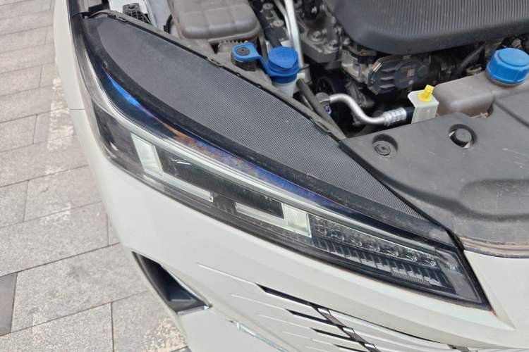 Used CHANGAN Eado 2024 1.5T GDI Automatic Flagship Edition Right Front Headlight