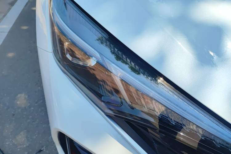Used CHANGAN Eado 2024 PLUS Blue Whale NE 1.4T GDI DCT High-Energy Edition Right Front Headlight