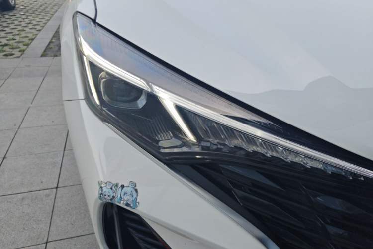 Used CHANGAN Eado 2024 PLUS Blue Whale NE 1.4T GDI DCT High-Energy Edition Right Front Headlight
