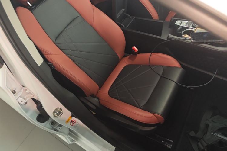 Used CHANGAN Eado 2024 PLUS Blue Whale NE 1.4T GDI DCT High-Energy Edition Right Front Seat