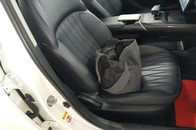 Used CHANGAN Eado 2024 1.5T GDI Automatic Flagship Edition Right Front Seat