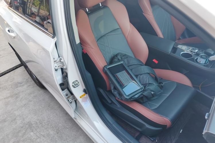 Used CHANGAN Eado 2024 PLUS Blue Whale NE 1.4T GDI DCT High-Energy Edition Right Front Seat