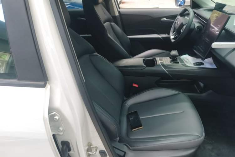 Used CHANGAN Eado 2024 1.5T GDI Automatic Enjoyment Edition Right Front Seat