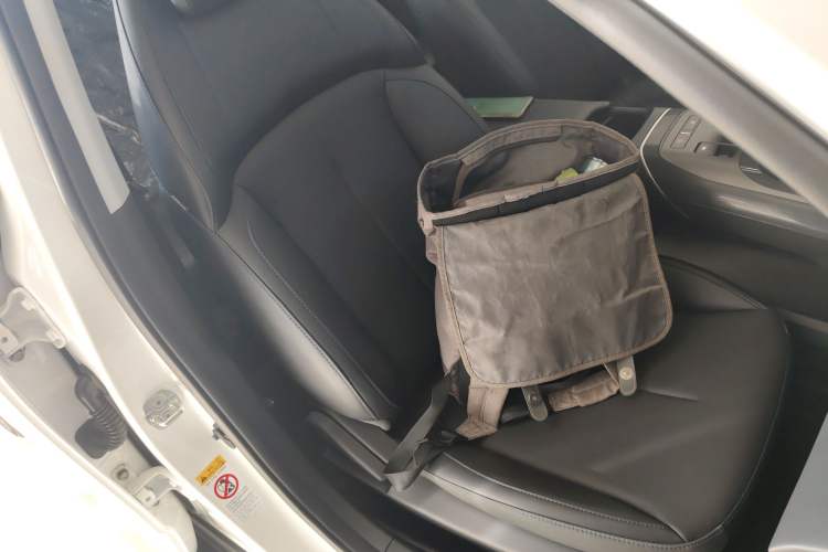 Used CHANGAN Eado 2024 1.5T GDI Automatic Prestige Edition Right Front Seat