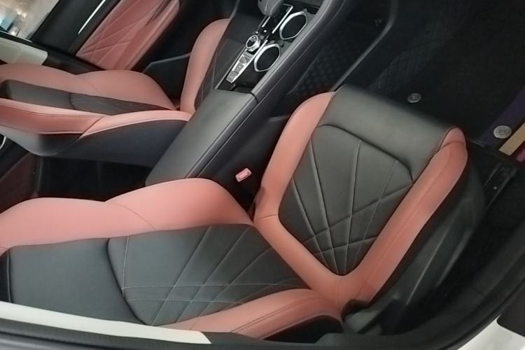 Used CHANGAN Eado 2024 PLUS Blue Whale NE 1.4T GDI DCT High-Energy Edition Right Front Seat