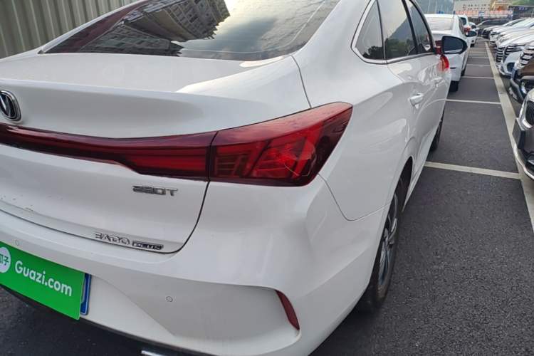 Used CHANGAN Eado 2024 PLUS Blue Whale NE 1.4T GDI DCT High-Energy Edition Right Rear Taillight
