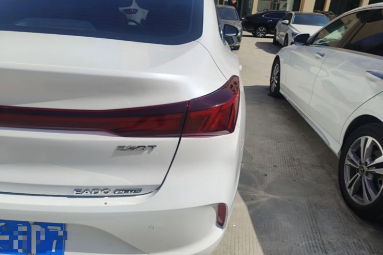 Used CHANGAN Eado 2024 PLUS Blue Whale NE 1.4T GDI DCT High-Energy Edition Right Rear Taillight