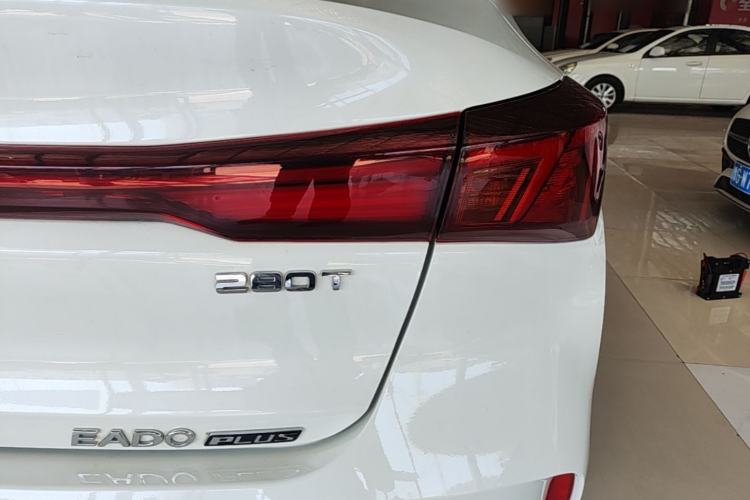 Used CHANGAN Eado 2024 PLUS Blue Whale NE 1.4T GDI DCT High-Energy Edition Right Rear Taillight