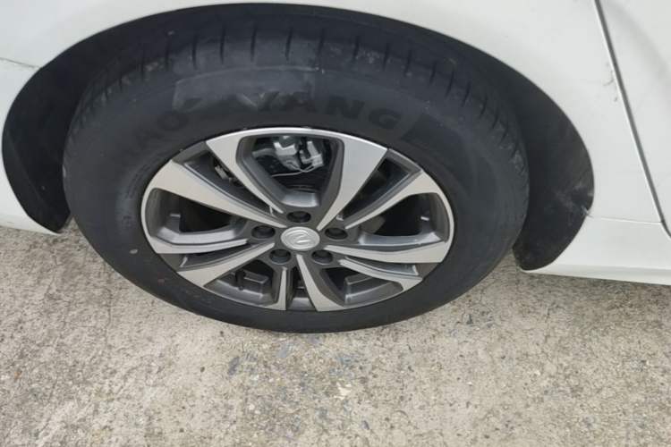 Used CHANGAN Eado 2024 PLUS Blue Whale NE 1.4T GDI DCT High-Energy Edition Right Rear Wheel Hub