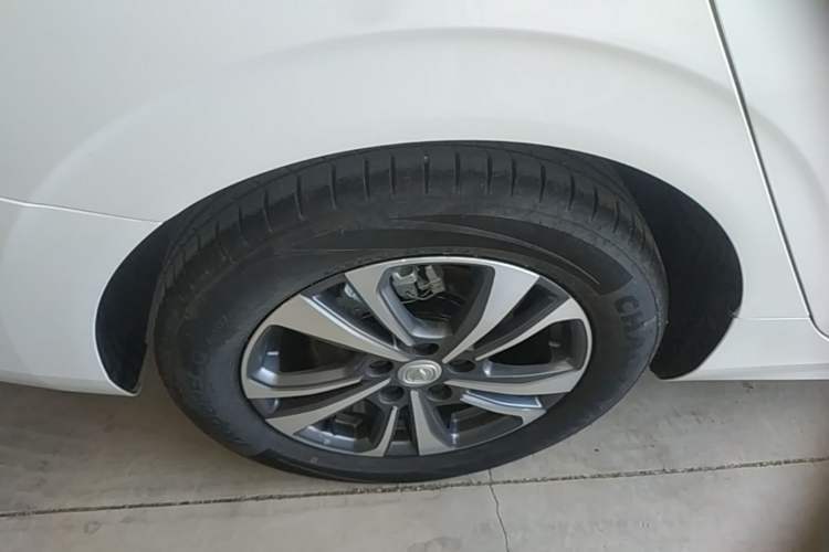 Used CHANGAN Eado 2024 PLUS Blue Whale NE 1.4T GDI DCT High-Energy Edition Right Rear Wheel Hub