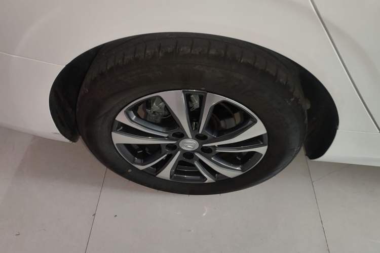 Used CHANGAN Eado 2024 PLUS Blue Whale NE 1.4T GDI DCT High-Energy Edition Right Rear Wheel Hub