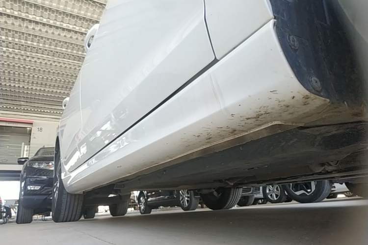 Used CHANGAN Eado 2024 PLUS Blue Whale NE 1.4T GDI DCT High-Energy Edition Right Side Sill