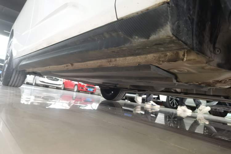 Used CHANGAN Eado 2024 1.5T GDI Automatic Flagship Edition Right Side Sill
