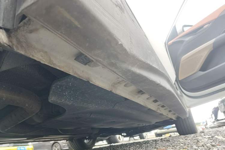 Used CHANGAN Eado 2024 1.5T GDI Automatic Flagship Edition Right Side Sill