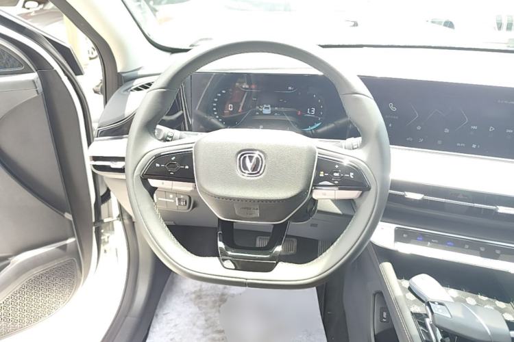 Used CHANGAN Eado 2024 PLUS Blue Whale NE 1.4T GDI DCT High-Energy Edition Steering Wheel