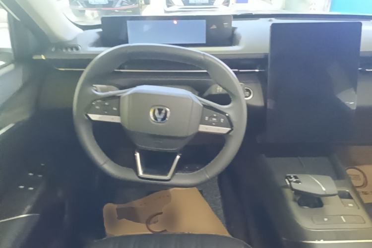 Used CHANGAN Eado 2024 1.5T GDI Automatic Flagship Edition Steering Wheel