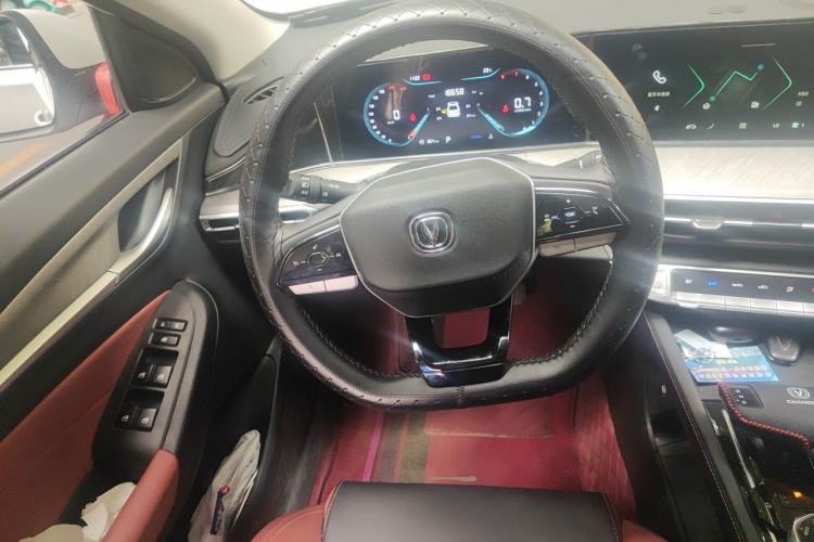 Used CHANGAN Eado 2024 PLUS Blue Whale NE 1.4T GDI DCT High-Energy Edition Steering Wheel