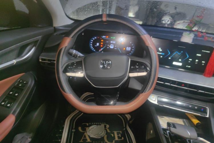 Used CHANGAN Eado 2024 PLUS Blue Whale NE 1.4T GDI DCT High-Energy Edition Steering Wheel